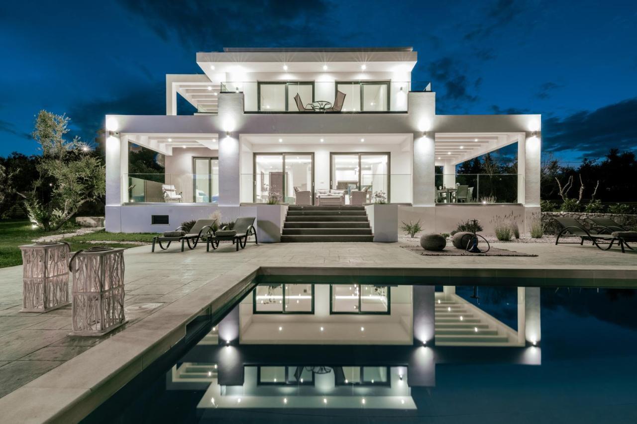Valentino Luxury Villa Планос Экстерьер фото